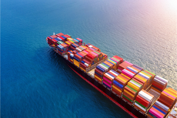 The Advantages and Challenges of Sea Freight Transportation